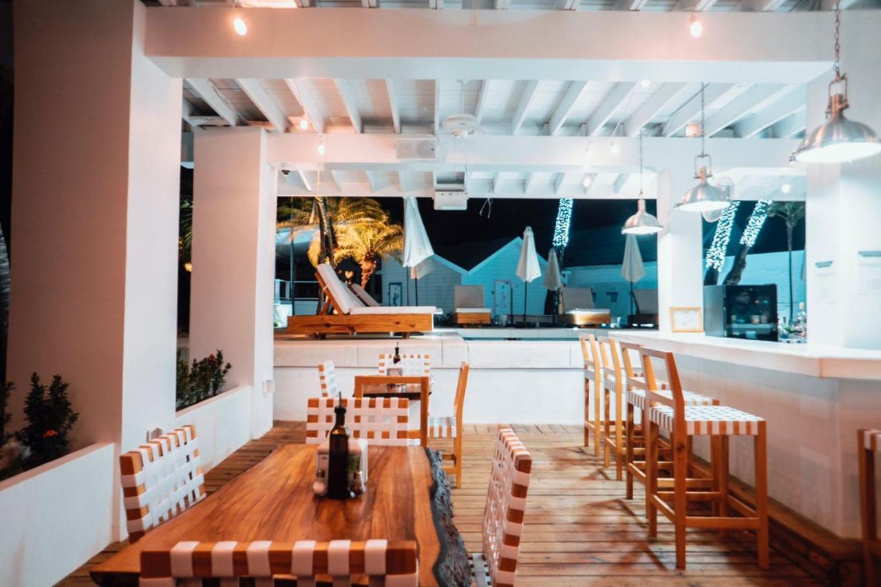 Luna Beach Luxury Boutique Beach Front Resort Jobs Bight Exteriör bild