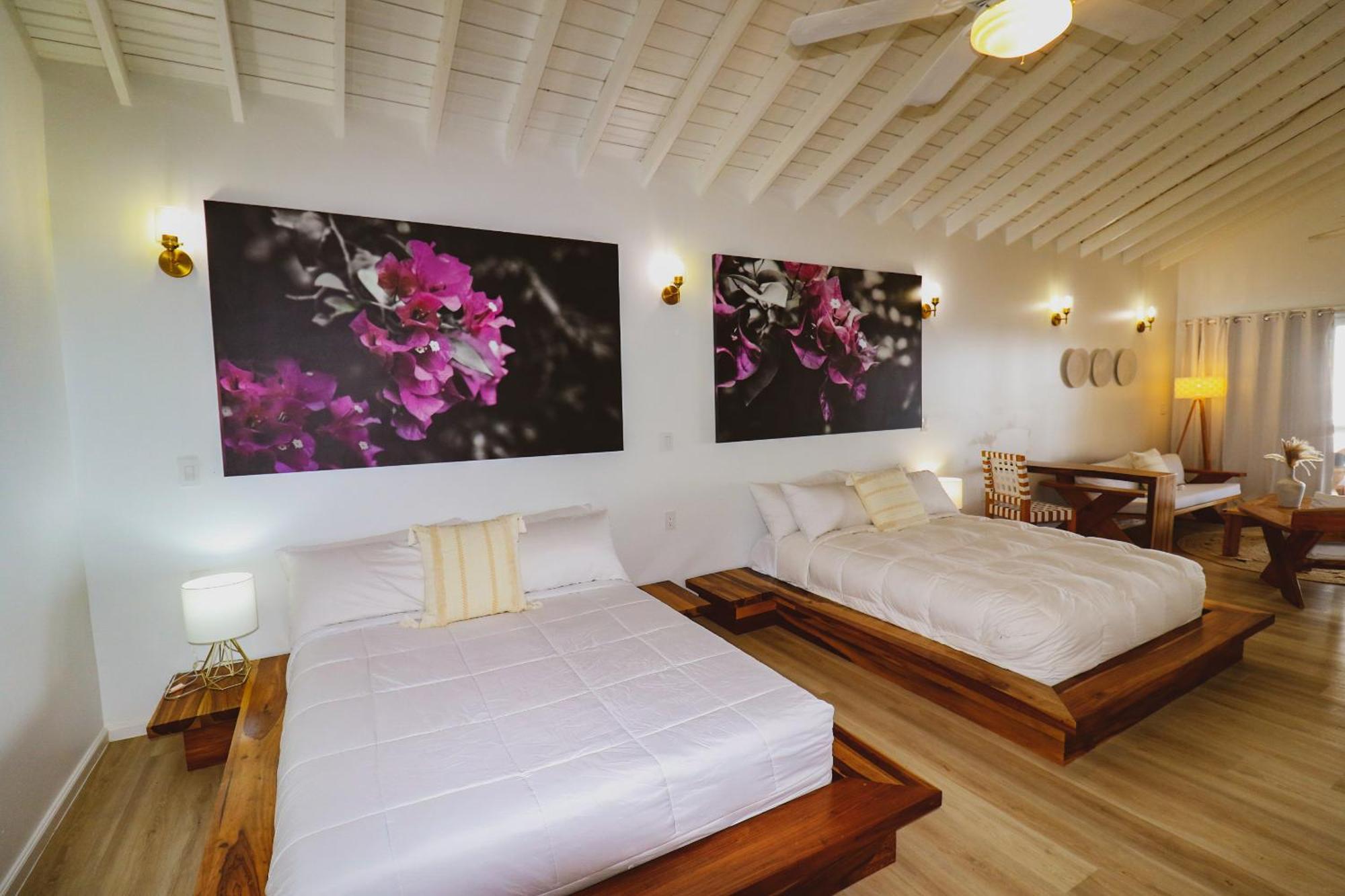 Luna Beach Luxury Boutique Beach Front Resort Jobs Bight Exteriör bild