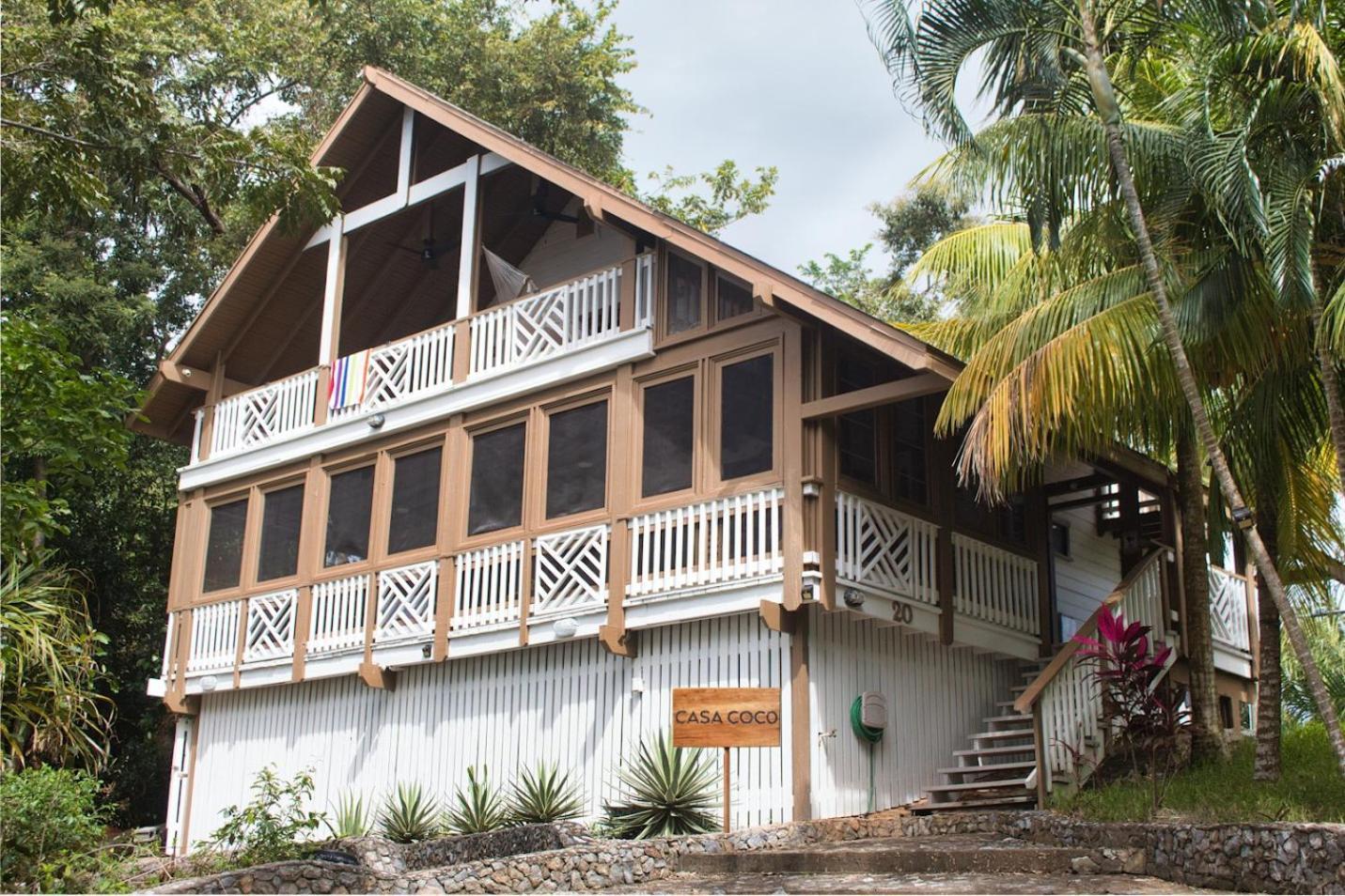 Luna Beach Luxury Boutique Beach Front Resort Jobs Bight Exteriör bild