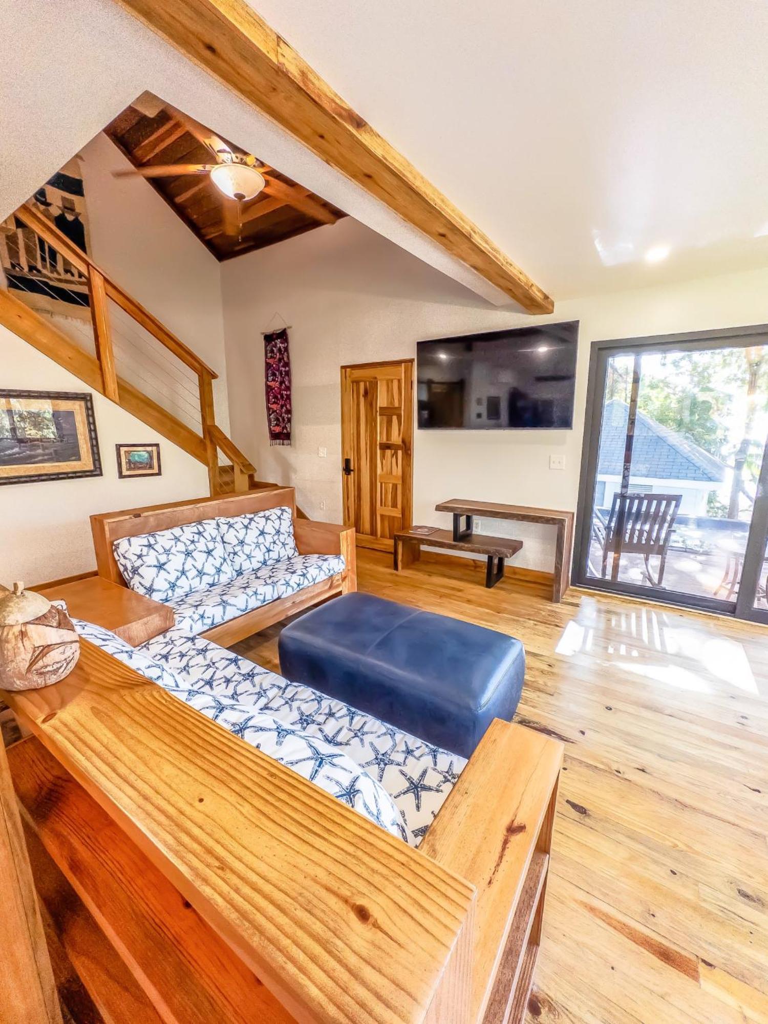 Luna Beach Luxury Boutique Beach Front Resort Jobs Bight Exteriör bild